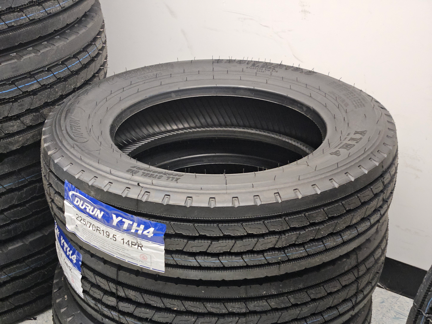 Durun YTH4 Steer/Trailer Truck Tires